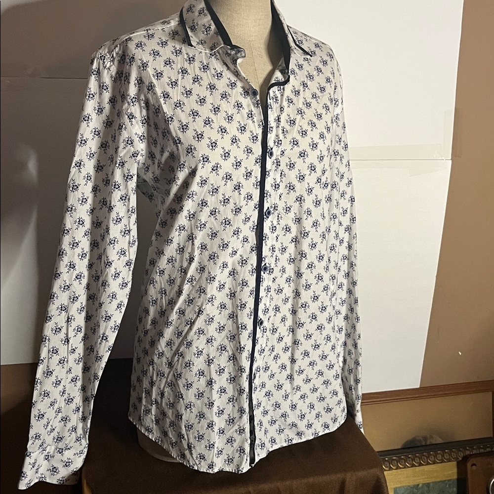 😄Thomson & Richards long sleeve dress shirt medium floral